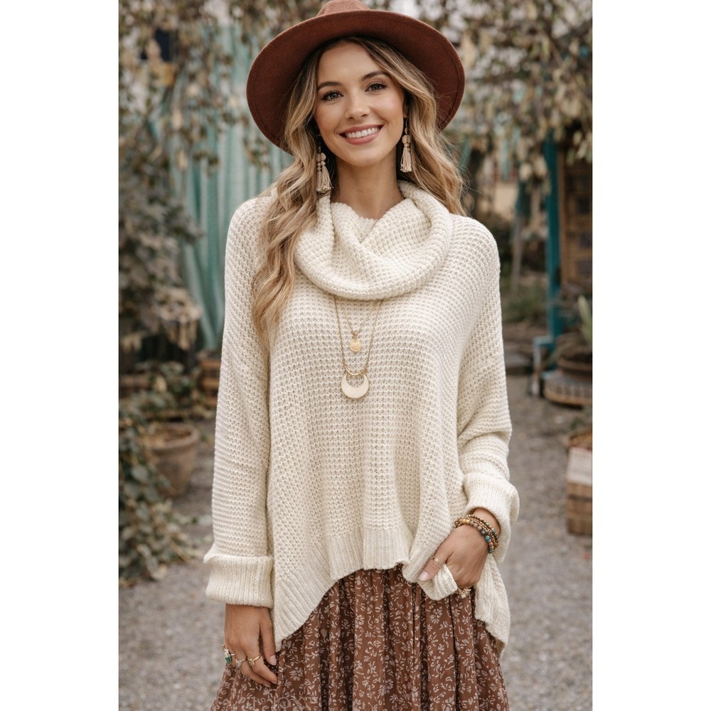 Show Me Your Mumu Turtle Neck Hicks Sweater Cream Waffle Knit Sz Small Oversized